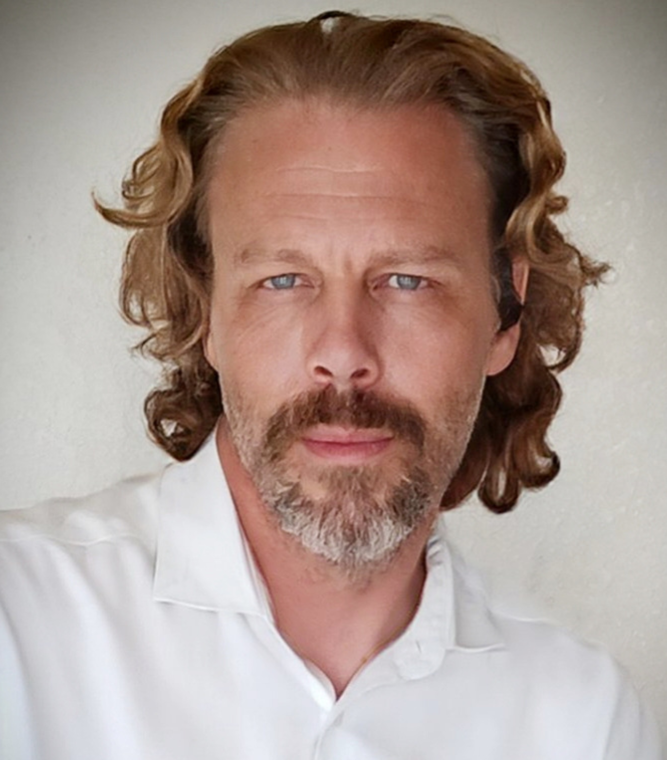 Jack Smith, Operative · Male Lead Narration